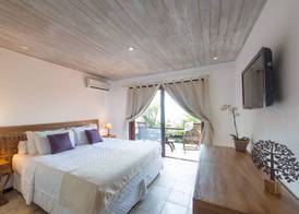 La Pedrera Small Hotel & Spa 5