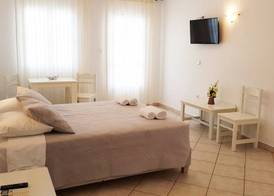 Paros Paradise Apartments 4