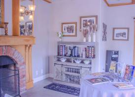 Carmel Wayfarer Inn 2