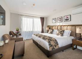 Golden Star Motel 2