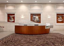 Auberge Vancouver Hotel 2