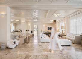 Ino Hotel & Suites 2