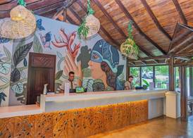 Lost Iguana Resort and Spa 3