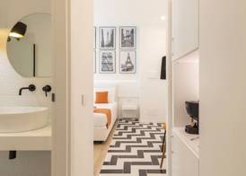 Metropolitan Rooms 5
