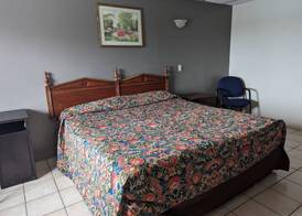 Austin Motor Inn 4