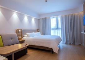 Holiday Inn Express & Suites Barcelona - Sabadell by IHG 3