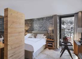 Unique Hotel Post 5