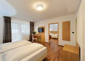 Bellevue Hotel 5