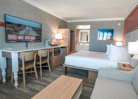 Spray Beach Oceanfront Hotel 3