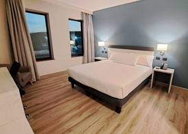 Hotel Diego de Almagro Pudahuel Aeropuerto 4