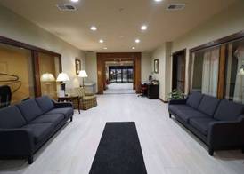 Super 8 by Wyndham Perryville 4