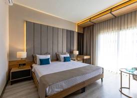 Paradisos Hotel 4