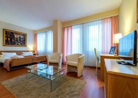 Hotel Century 4