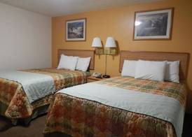 Pearsall Executive Inn 4