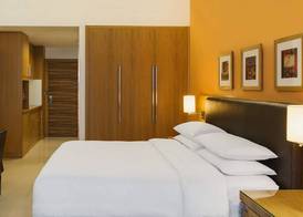 Four Points by Sheraton Bur Dubai 5