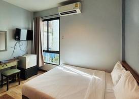 The LODGE BKK Hostel 5
