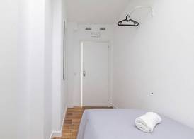 AYZ Luis Cabrera-Auto check-in property 4