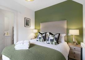 The Woodside Apartments 5