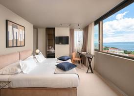 Royal Suites-Sky 4