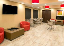 Microtel Inn & Suites by Wyndham Red Deer 2