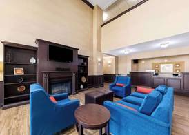 Comfort Inn & Suites Near Lake Lewisville 2