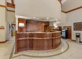 Best Western Plus Greenwell Inn 5