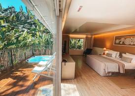 Dolphin Hotel 4