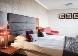 The Fox & Goose Hotel 5