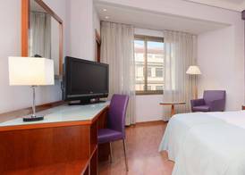 Hotel Madrid Centro, Affiliated by Meliá 5