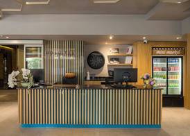 Upsuites Hotel 3