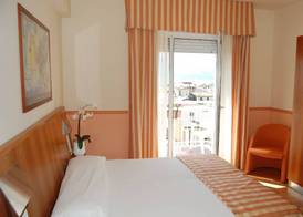 Hotel Romeo 5