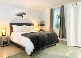 Blue Ocean Village 4