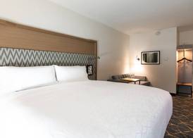 Holiday Inn GREENVILLE - WOODRUFF ROAD by IHG 5