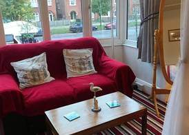 The Lyndsay Guest House 4