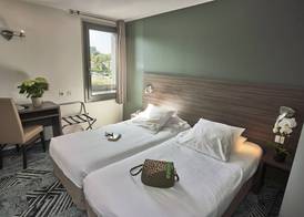 Hotel Loreak 4