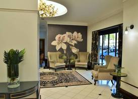 Cresta Jameson Hotel 5