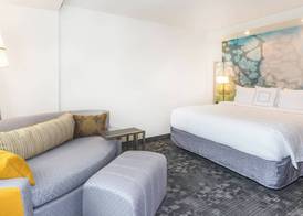 Courtyard by Marriott Somerset 5