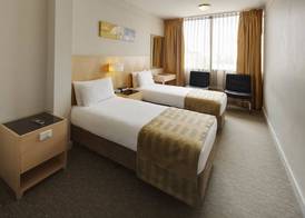 Quality Hotel Ambassador Perth 5