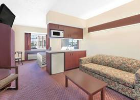 Microtel Inn & Suites by Wyndham Hamburg 4