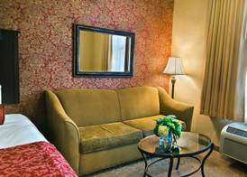 Oxford Suites Boise 5