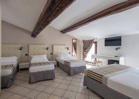 Hotel Mantegna Stazione, MantegnaHotels 5