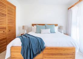 The Phoenix Resort 5