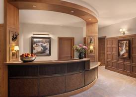 The Rusty Parrot Lodge and Spa 4