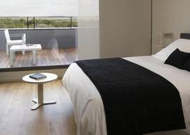 Blu Hotel Almansa 4