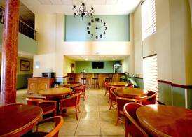 Hotel Consulado Inn 4