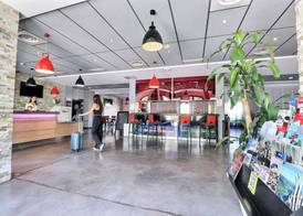 Hôtel des Lumières Lyon Meyzieu Arena Stadium 2