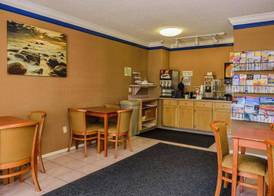 University Manor Inn 4