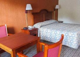 Rodeway Inn 4
