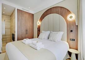 Newly Refurbished Flat in Heart of 18th District 4