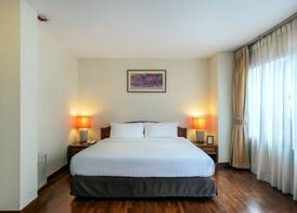 Bandara Silom Suites 5